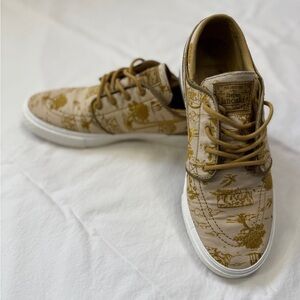 NIKE SB ZOOM JANOSKI OG+ PREMIUM